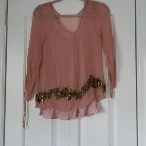 Longsleeve sheer with tank top underneath